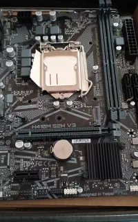 مادربرد گیگابایت h410m