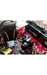 دوربینCanon EOS 2000D(۱۴۰۰شات)با لوازم جانبی