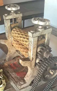 استا کار نبات پزی آبنبات شکرپنیر