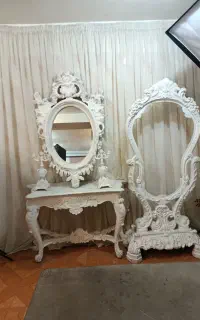 میز مدیریت ال ۲متر و اینه و کنسول در حد نو