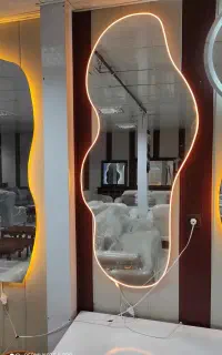 آینه قدی دفرمه
