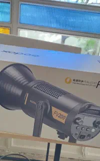 ویدیو لایت fv200 گودوکس