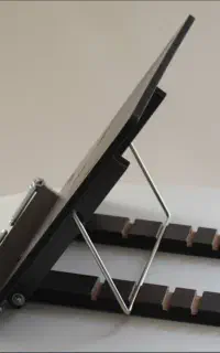 فروش استند حرفه‌ای لپ‌تاپ و کتاب چندمنظوره