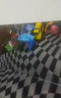 آینه بدون قاب