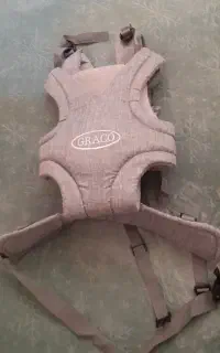 اغوشی نوزاد