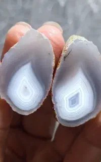 سه عدد سنگ عقیق