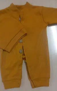 لباس بچگانه