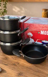 سرویس قابلمه و تابه 7 پارچه دارای 3 قابلمه و۱ تابه