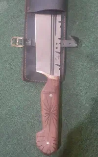 چاقو بامبو زن