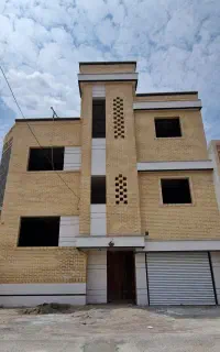 باسلام درخدمت دوستان عزیز هستم