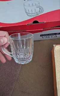 استکان نو با جعبه