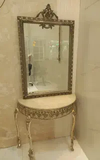اینه و کنسول