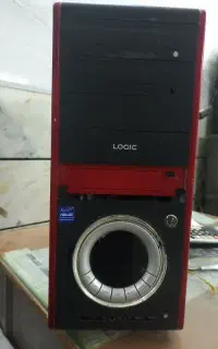 کیس کامپیوتر در حد نو