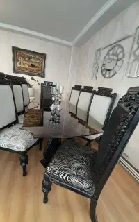 غذاخوری هشت نفره بسیاری وراحت