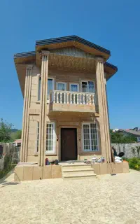 شاگرد سنگ و کاشی کاری