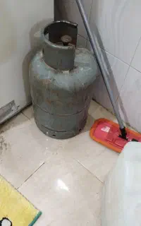 فروش دوعدد کپسول گاز همراه با اجاق