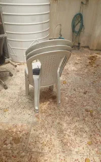 صندلی پلاستیکی بدون دسته کم کار