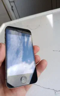 آیفون 4s