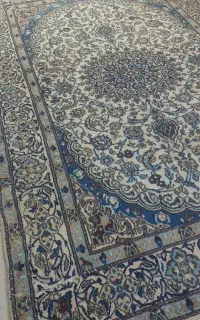 فرش نائین ۶ متری