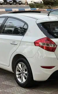 برلیانس ۳۲۰بدون رنگ،موتور بزرگ،اتومات،مدل۹۷