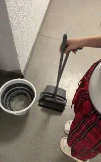 نظافتچی خانم شبانه روزی