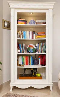 کتابخانه و ویترین چوب راش،شیک و سالم،فروش فوری