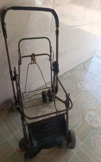 کالسکه بدون روکش