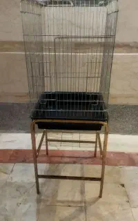 قفس پایه دار