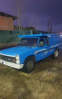 نیسان دیزل ۴۰۲