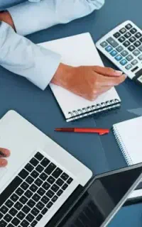 حسابدار مسلط به سپیدار