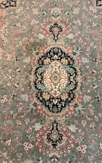 ۲ عدد قالی ۱۲ متری سالم