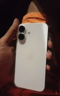 ایفون ۱۶ نرمال