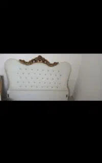 تاج تخت