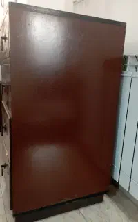 میز تحریر کم جا سالم