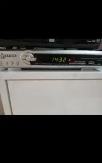 نصب انتن دیجیتال و نصب براکت تلویزیون.تعمیر