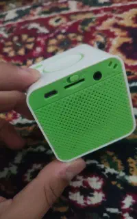 اسپیکر سالم همراه با شارژر