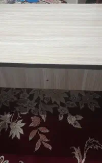 میز تحریر در حد نو