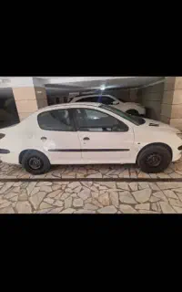 خودرو 206