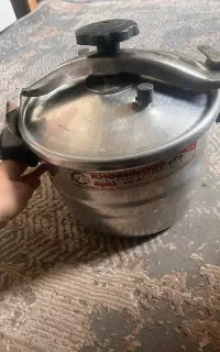 زودپز نو یک بار استفاده شده
