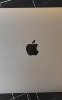 لب‌تاب اپل مک بوک اِیر M1