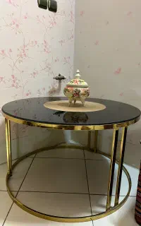 میز وسط و گل میز