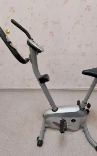 دوچرخه ثابت برند تایتان