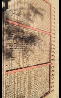 نرده و فنس دور محوطه