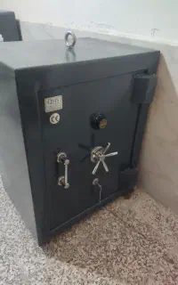 بانک در خانه شما صندوق نسوز