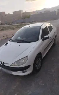 پژو 206sd
