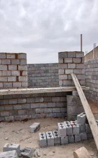 خالی کردن اجر سفالی ودادن شن با بالابر