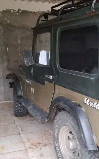 جیپ صحرا مدل ۱۳۷۹