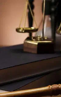وکیل پایه یک دادگستری