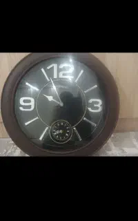 ساعت دیواری