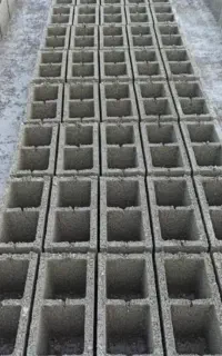 بلوک دیواری و دوس